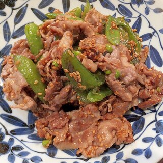 スナップエンドウと豚ばら肉の胡麻ドレ炒め